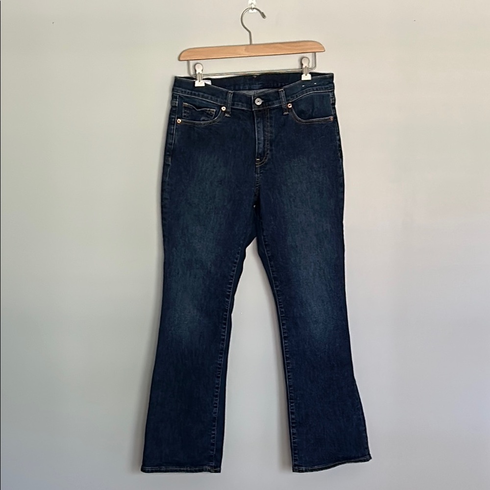 GAP Women’s Mid Rise Baby Bootcut Denim Jeans size 31 Short 12 Short - Picture 2 of 8